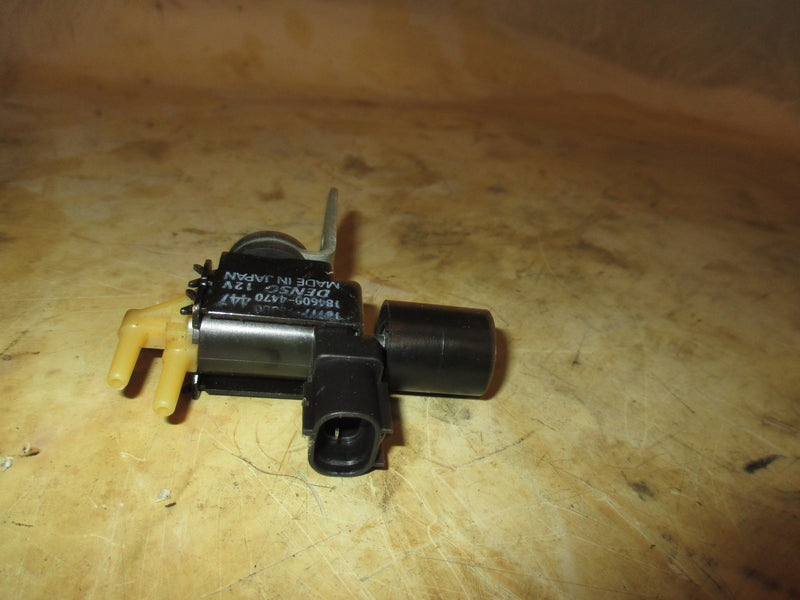 Suzuki DF150 150hp 4 stroke outboard pressure relief valve (18117-93J00)