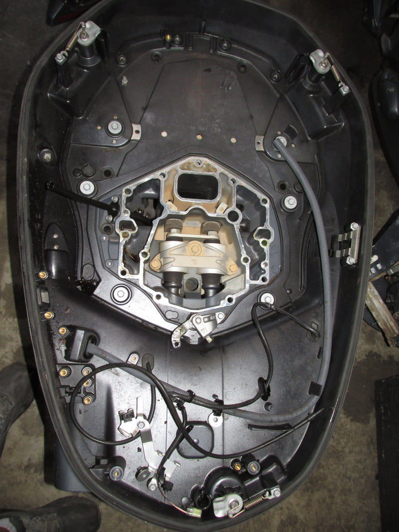 Yamaha 250hp SHO VMAX 4 Stroke Outboard 20 inch Midsection