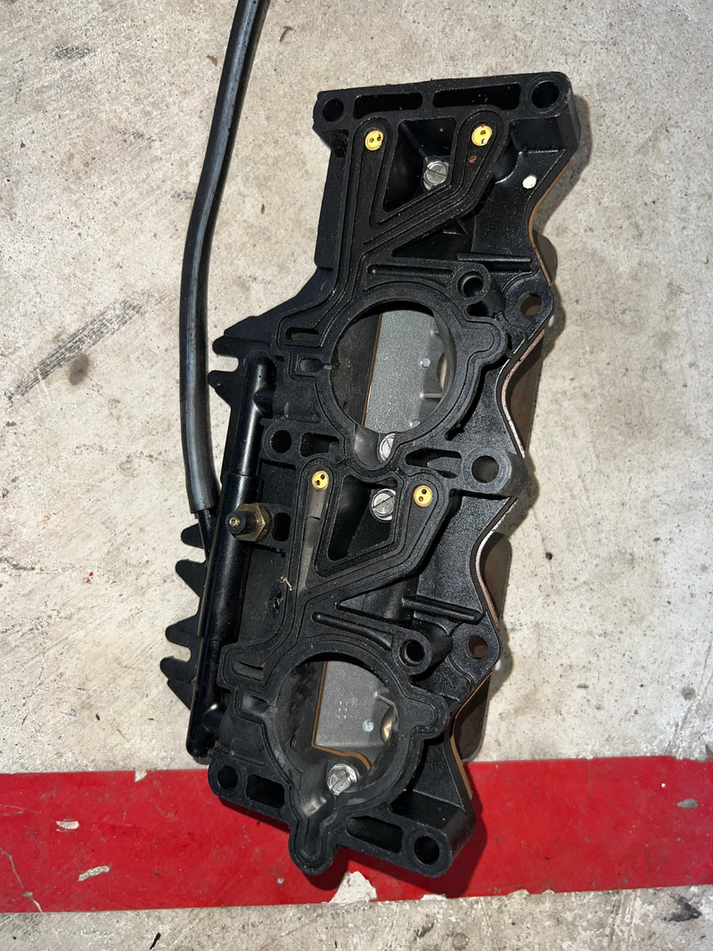 Johnson 90hp 60 degree 2 stroke outboard Intake Manifold and Reeds 186571