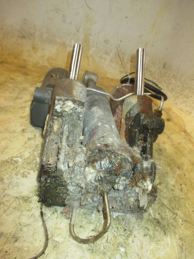 Yamaha 250hp OX66 2 stroke outboard tilt trim unit