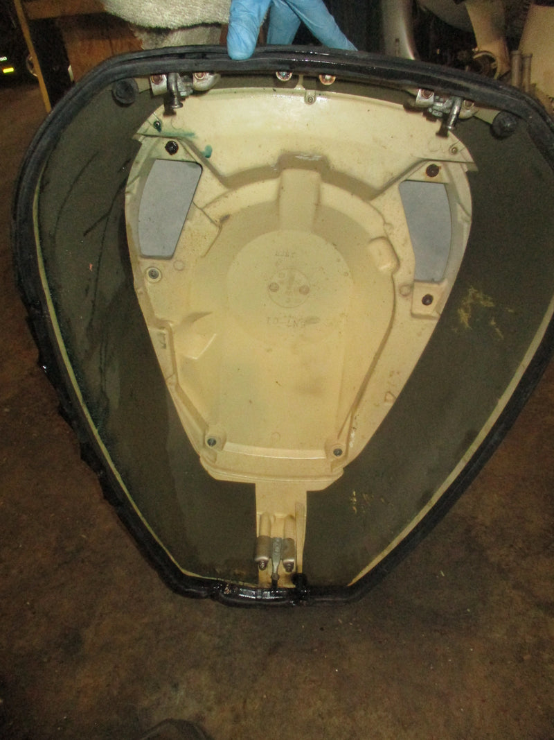 Yamaha 130hp 2 stroke outboard top cowling