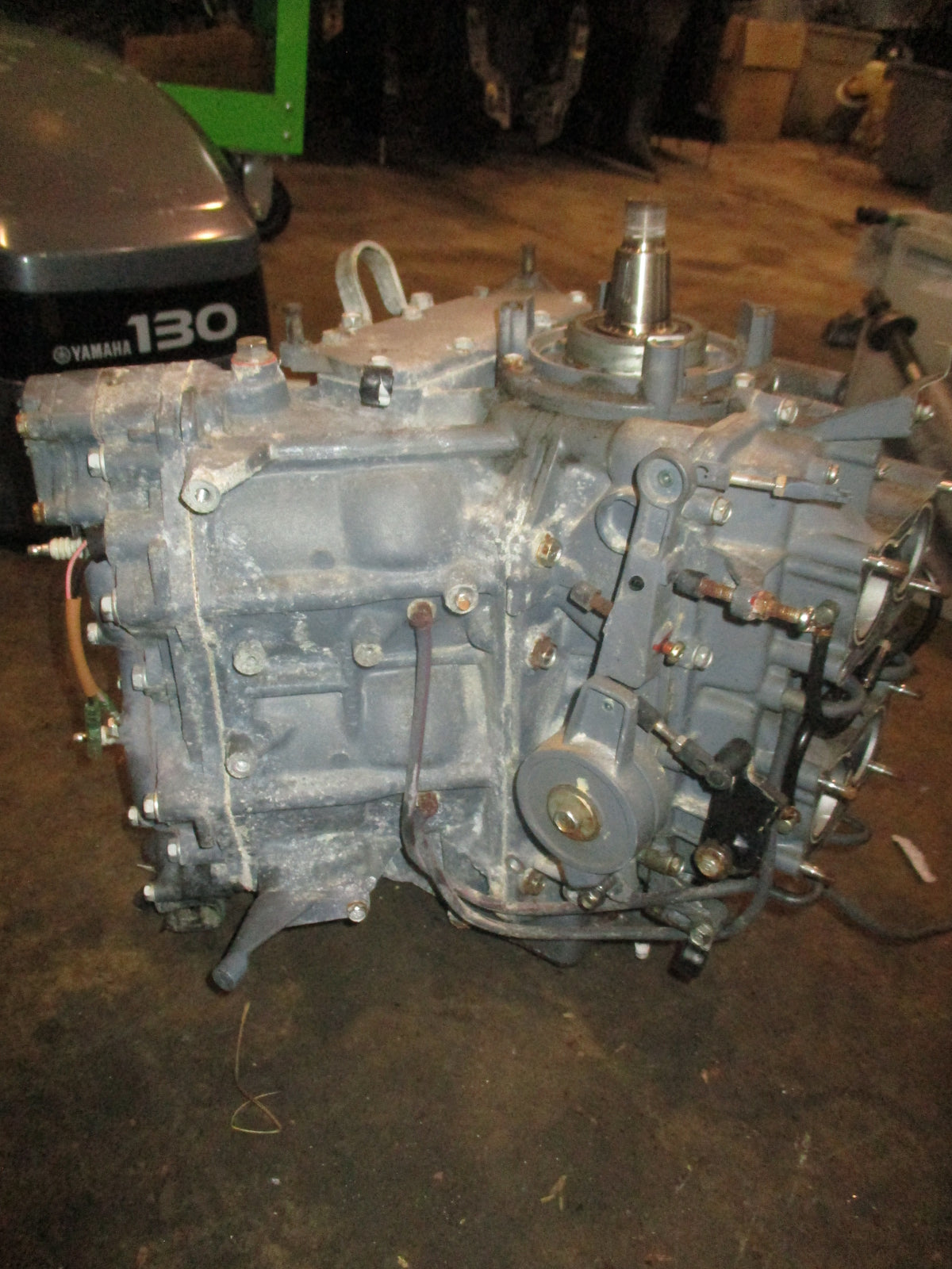 Yamaha 130hp 2 stroke outboard crankcase powerhead