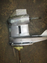 Load image into Gallery viewer, Yamaha 40hp 2 stroke outboard 20" lower unit LOCKED UP
