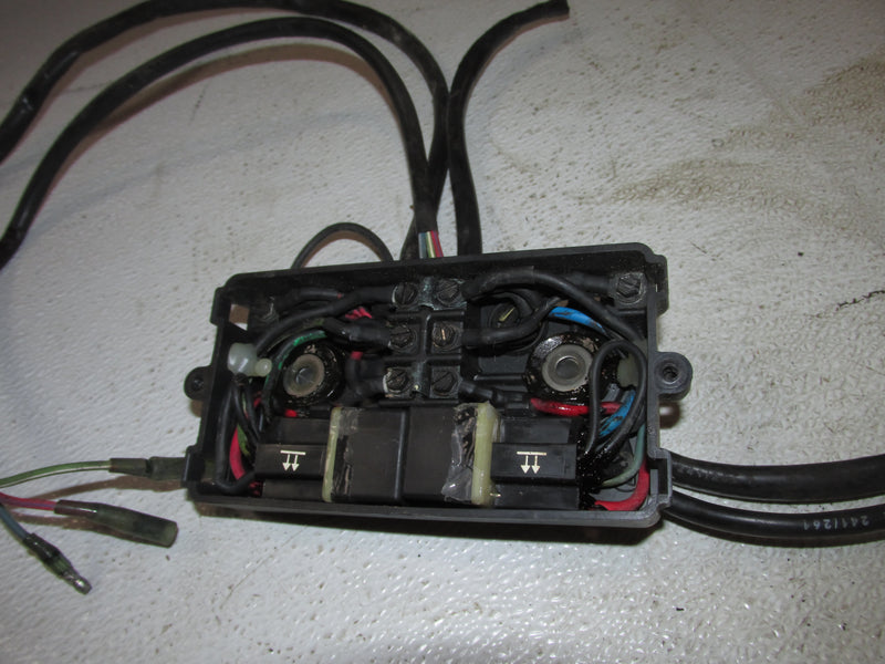 Johnson 88hp SPL 2 Stroke Outboard Junction Box w/ Trim Relays (512776)