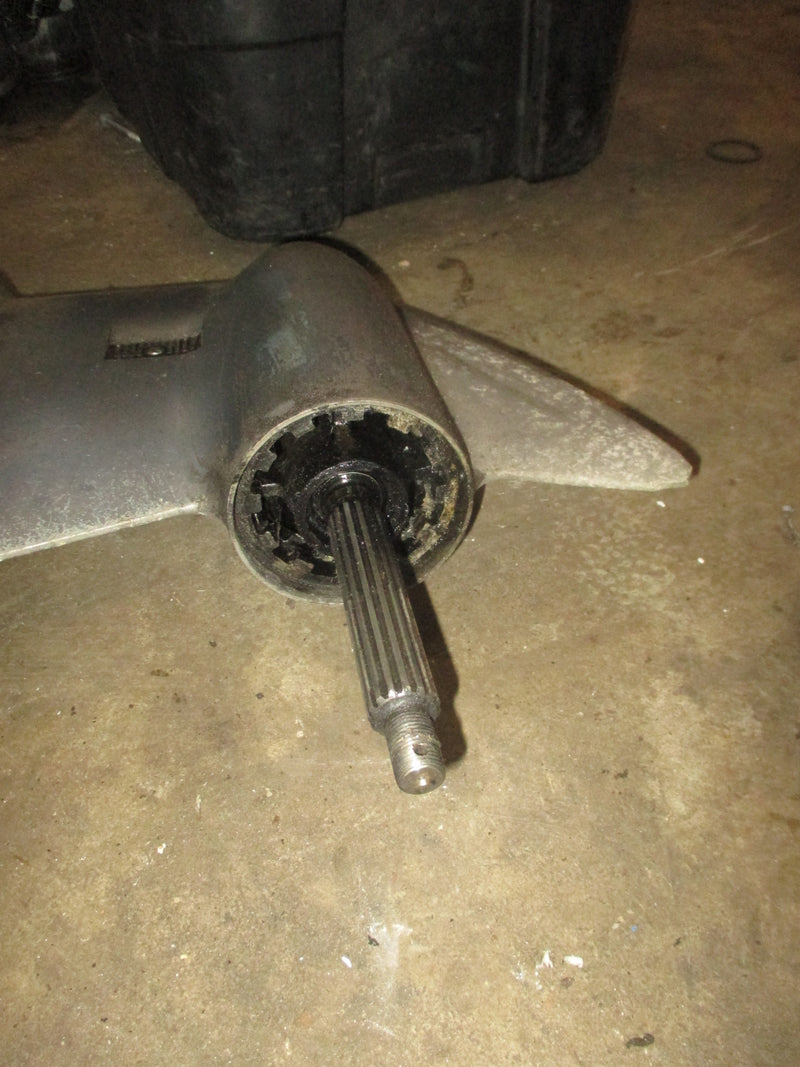Yamaha 100hp 4 stroke outboard 25 inch shaft lower unit