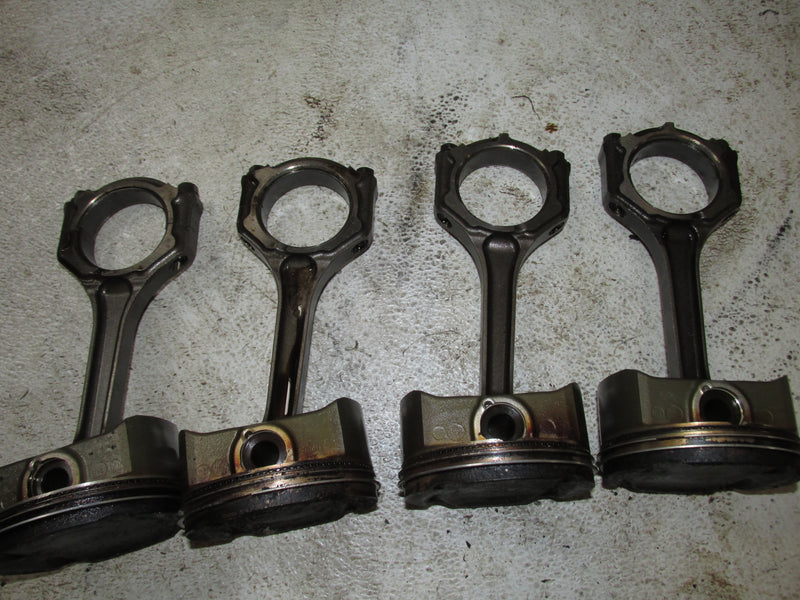 Yamaha 250hp VMAX SHO 4 Stroke Outboard Piston and Rod Set of 4 (6CE-00)