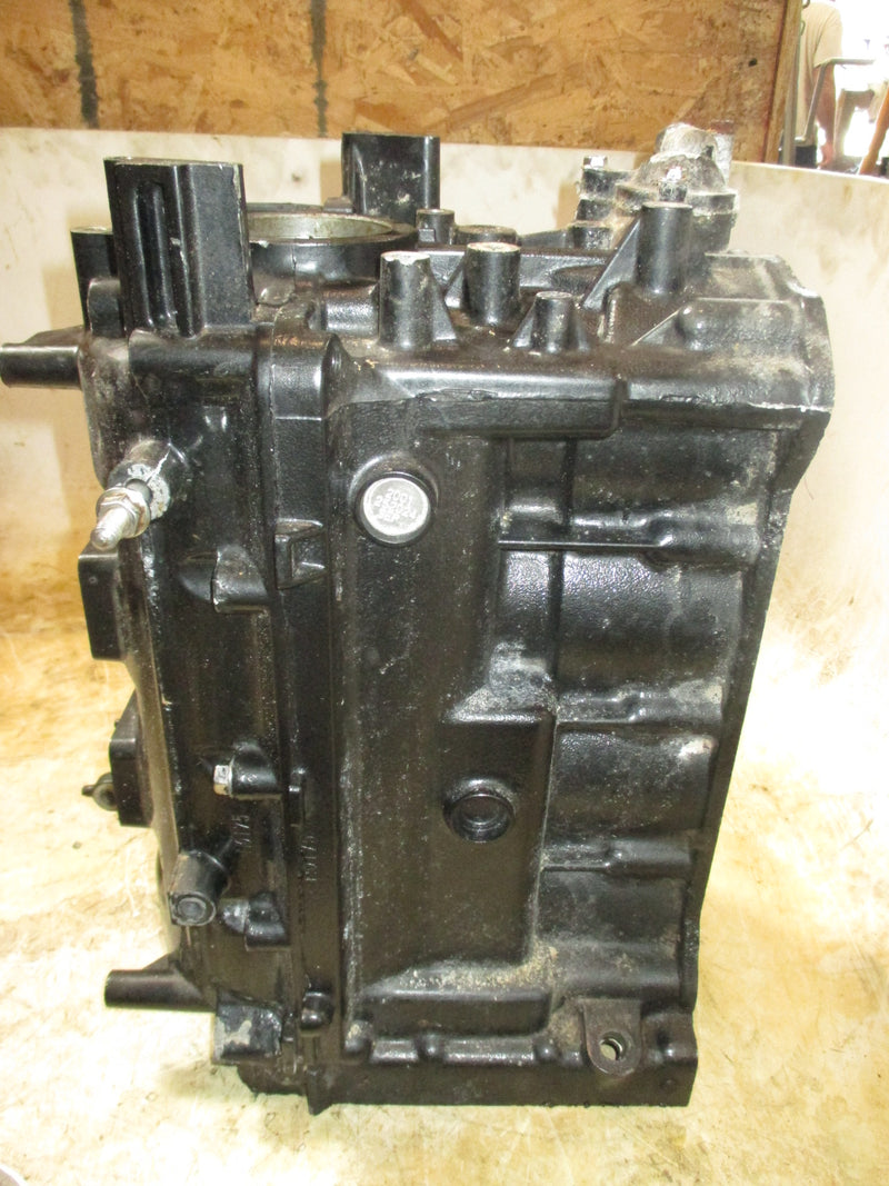 Suzuki DF70 70hp 4 stroke outboard crankcase block