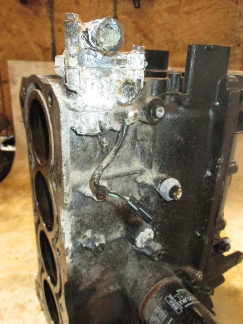 Suzuki DF70 70hp 4 stroke outboard crankcase block