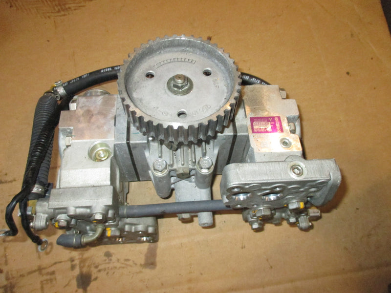 Yamaha Vmax HPDI 225hp outboard fuel injection pump (60V-13910-00)