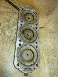 Load image into Gallery viewer, Mercury 150hp XR6 2 Stroke outboard Port Cylinder Head (858281-C)
