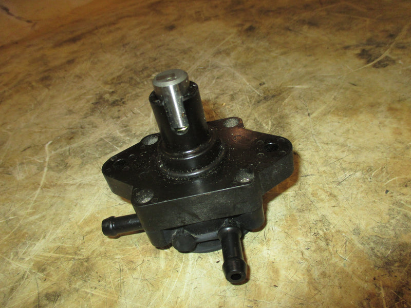Suzuki DF140 140hp 4 stroke outboard fuel pump (15100-90J1V)
