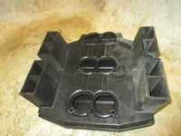 Load image into Gallery viewer, Mercury 150hp XR6 2 Stroke outboard Intake Silencer (817495A1)
