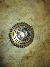 Load image into Gallery viewer, Suzuki DF140 140hp 4 stroke outboard driven gear (12732-90J00)
