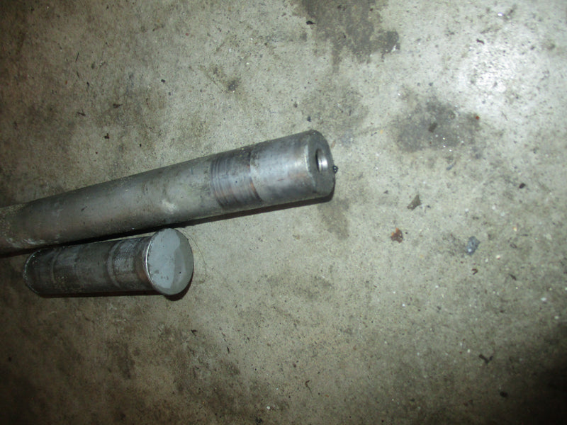 Yamaha OX66 200hp 2 stroke outboard upper and lower trim pin (64E-43126-00)