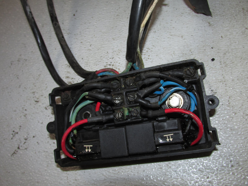 Johnson 115hp 2 Stroke Outboard Junction Box (583910/512776)