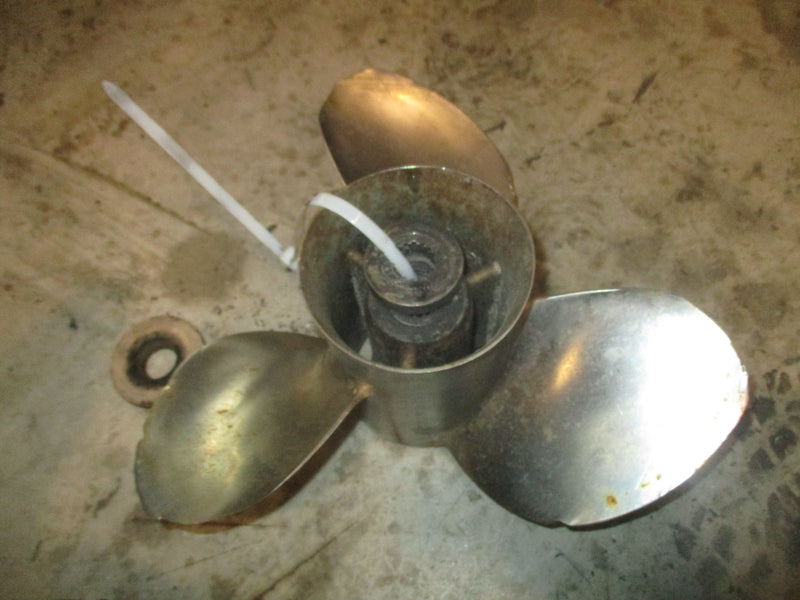 Yamaha OX66 200hp outboard stainless prop quicksilver (48-79794A5_17P)