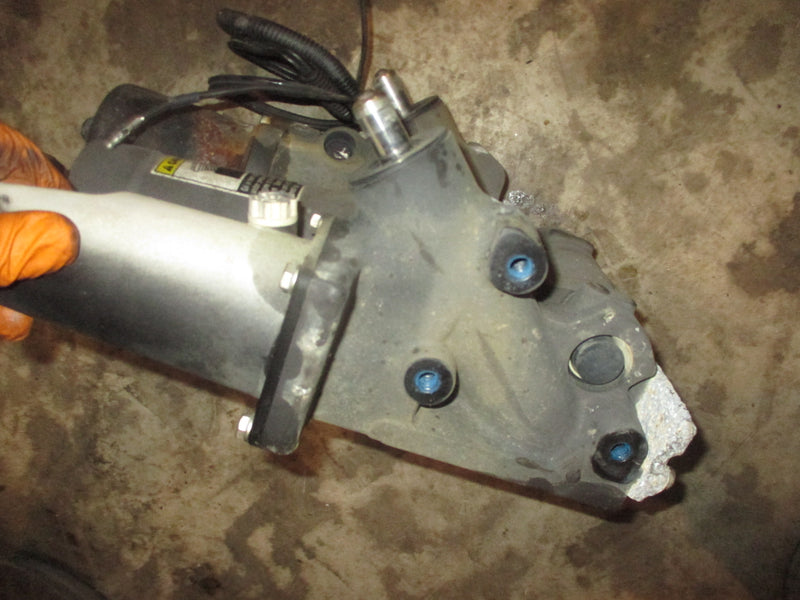 Mercury 150hp XR6 2 Stroke outboard Tilt Trim Unit