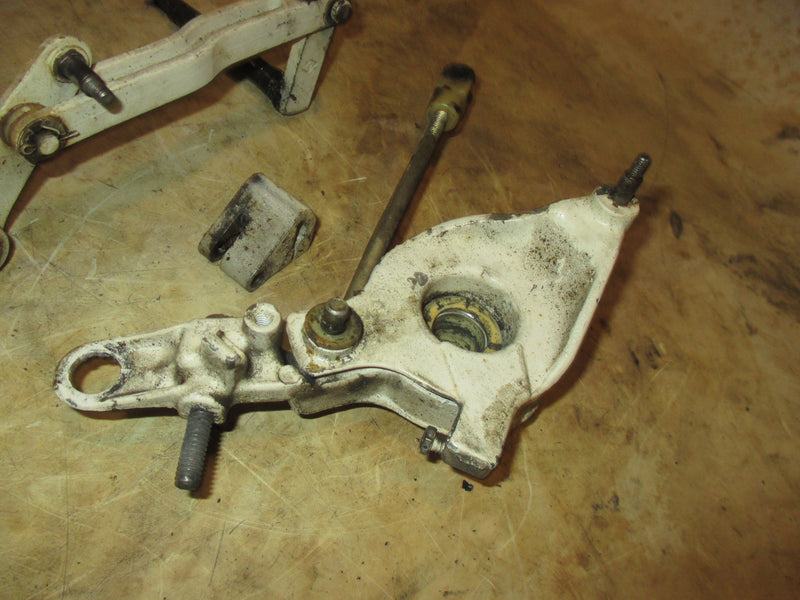 Johnson 60hp 2 stroke outboard throttle bracket (389123)