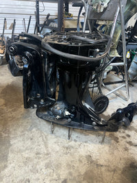 Load image into Gallery viewer, Mercury outboard 200hp V6 4 stroke 3.4L 25" mid section
