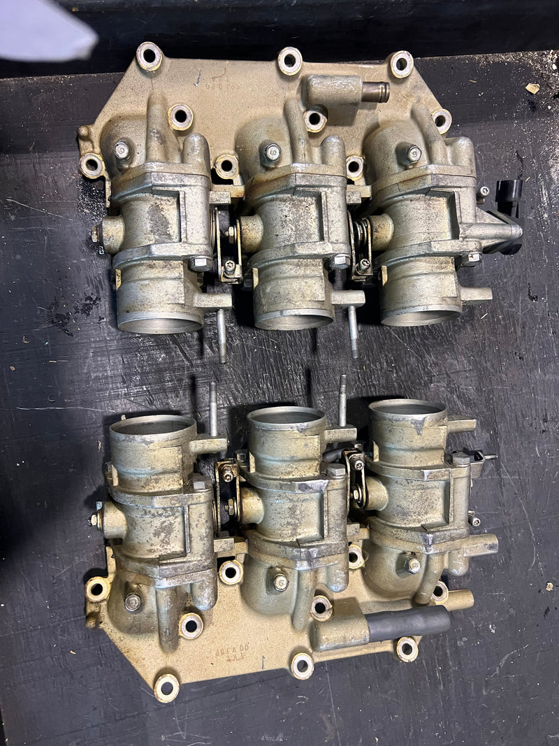 Yamaha / Mercury 225hp 4 stroke outboard intake manifold set 69J-13641