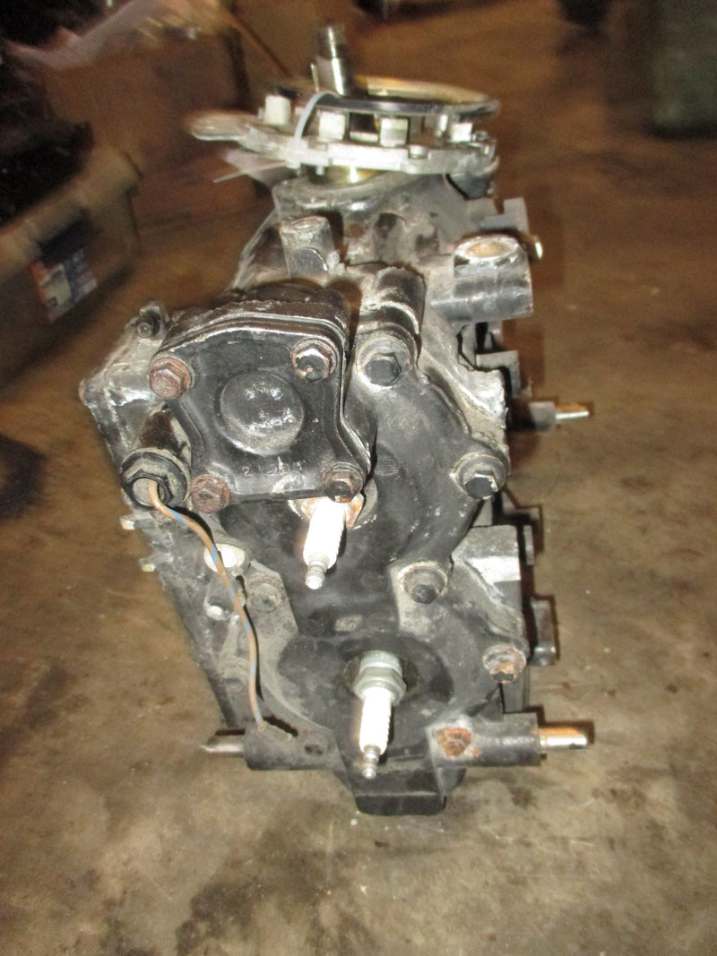 Evinrude 40hp 2 stroke outboard crankcase powerhead
