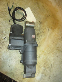 Load image into Gallery viewer, Suzuki DF60 60hp 4 stroke outboard Tilt Trim Unit
