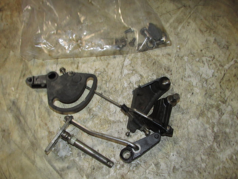 Johnson 40hp 2 Stroke Outboard Throttle / Shifter Bracket (432015/334064)