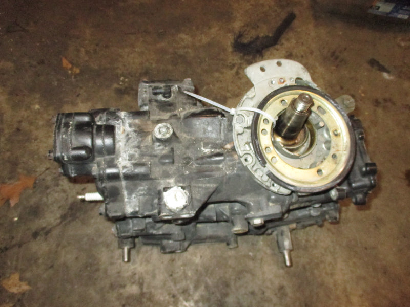 Evinrude 40hp 2 stroke outboard crankcase powerhead