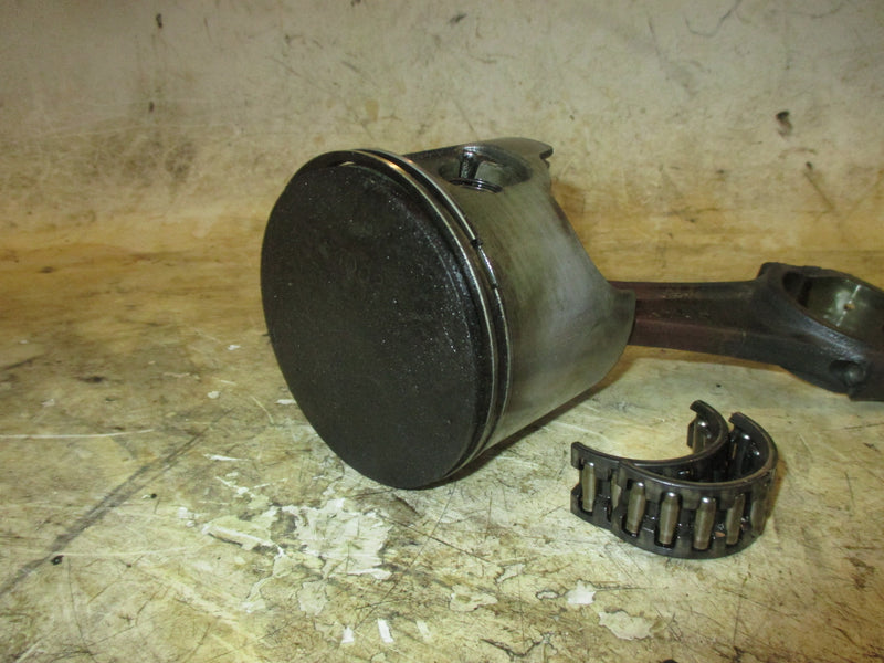 Yamaha 200hp OX66 2 stroke outboard Piston and Rod (64P-02)