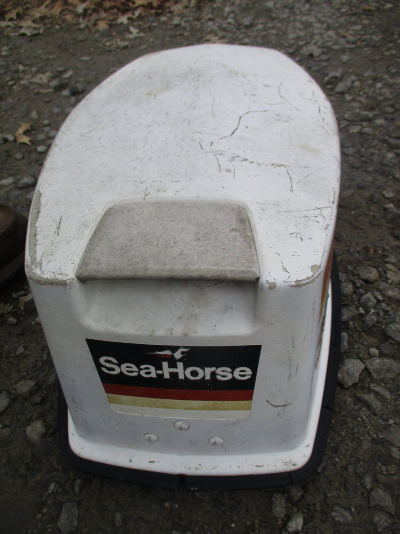 Johnson Seahorse 35hp 2 stroke outboard top cowling #1
