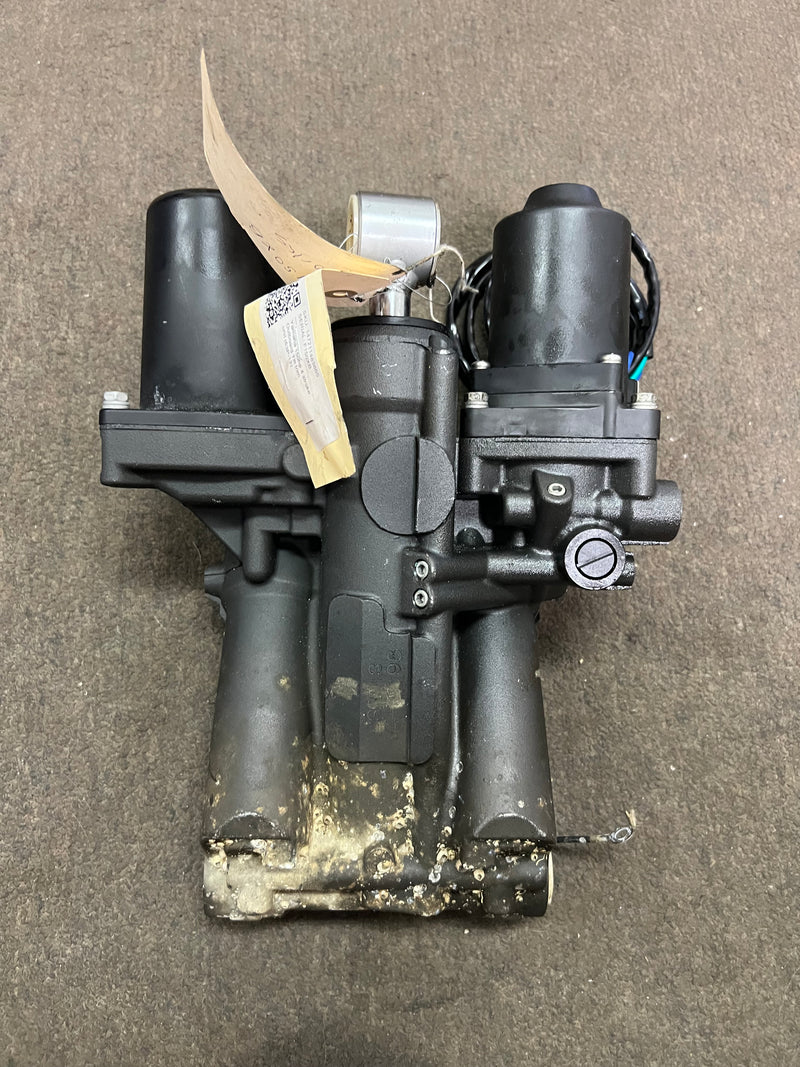 Yamaha 150hp 4 stroke Outboard Tilt trim unit (63P-13)