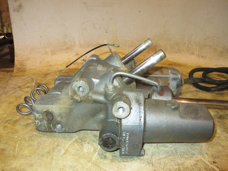 Yamaha 50hp precision blend outboard tilt trim unit (6H3-05)