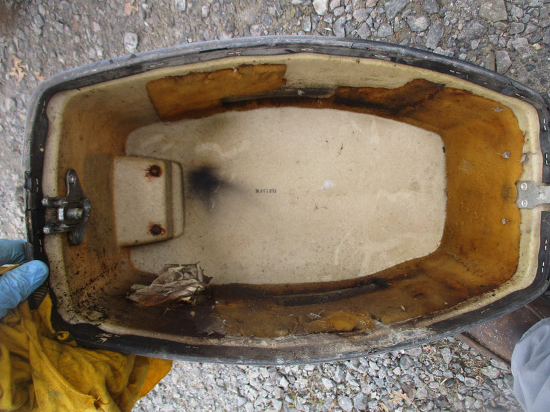 Johnson Seahorse 35hp 2 stroke outboard top cowling #2