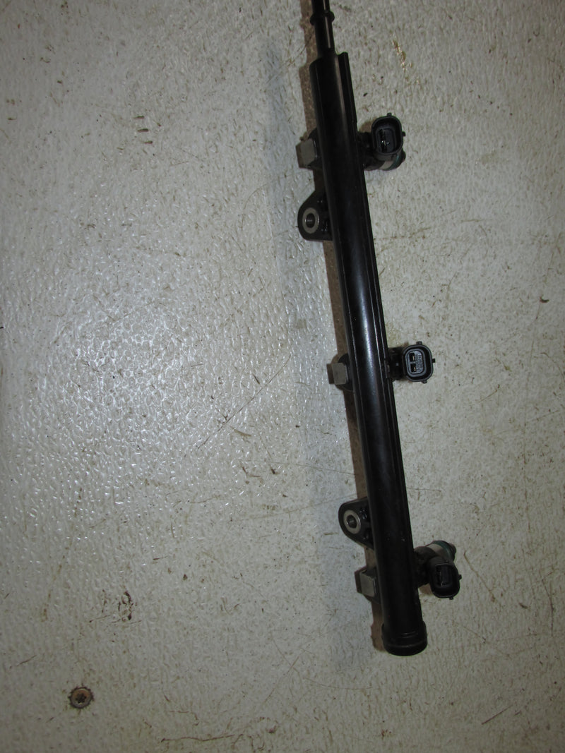 Yamaha 250hp VMAX SHO 4 Stroke Outboard Fuel Rail and Injector Set