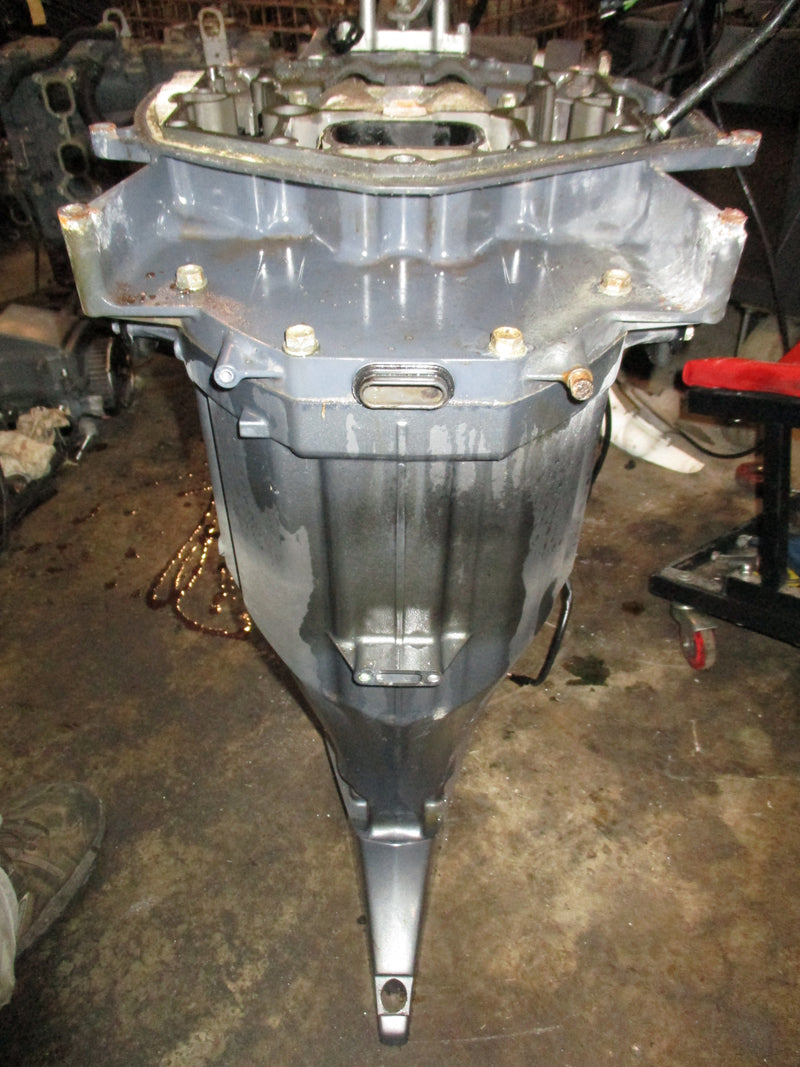 Yamaha 4.2L 300hp 4 stroke outboard 25" midsection