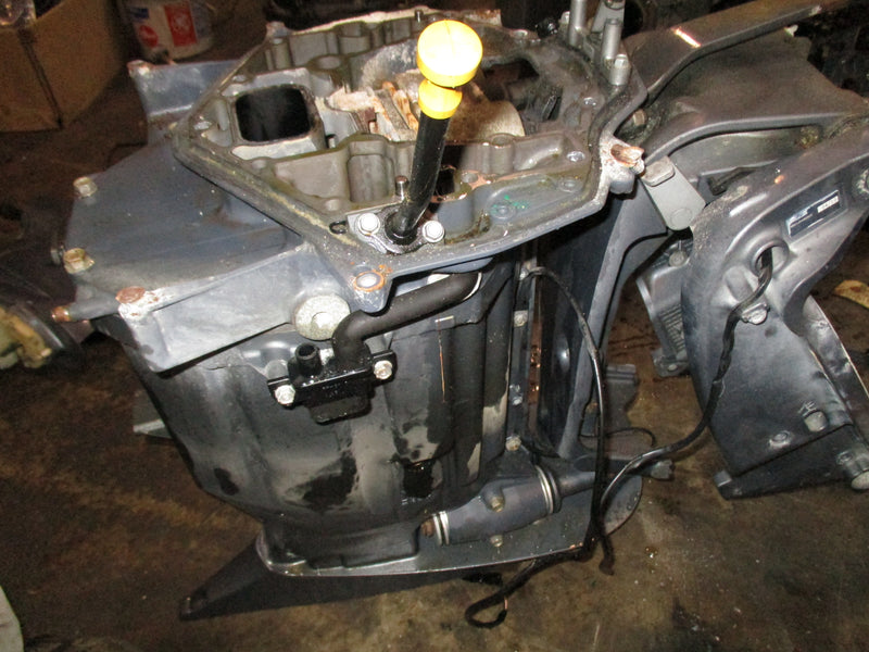 Yamaha 4.2L 300hp 4 stroke outboard 25" midsection