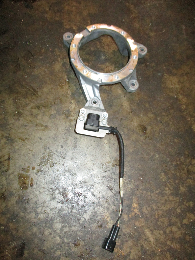 Yamaha 4.2L 300hp 4 stroke outboard pulsor coil (6CB-85580-00-00)