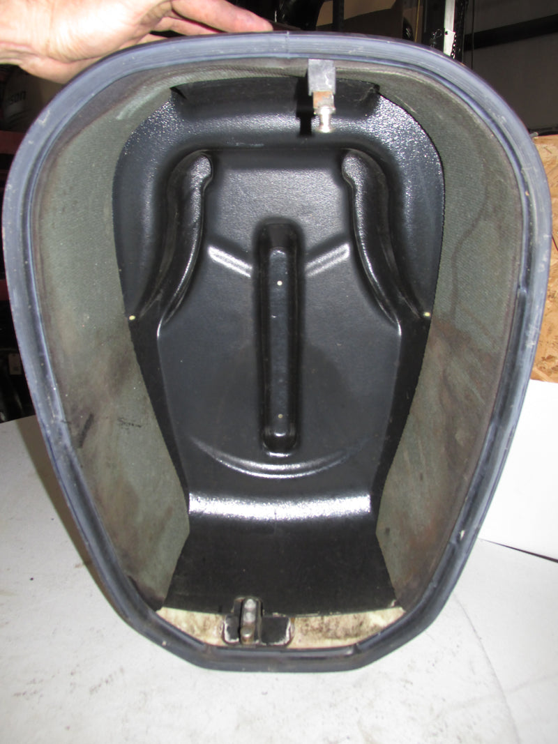 Johnson 90hp 60 Degree 2 Stroke Outboard Top Cowling