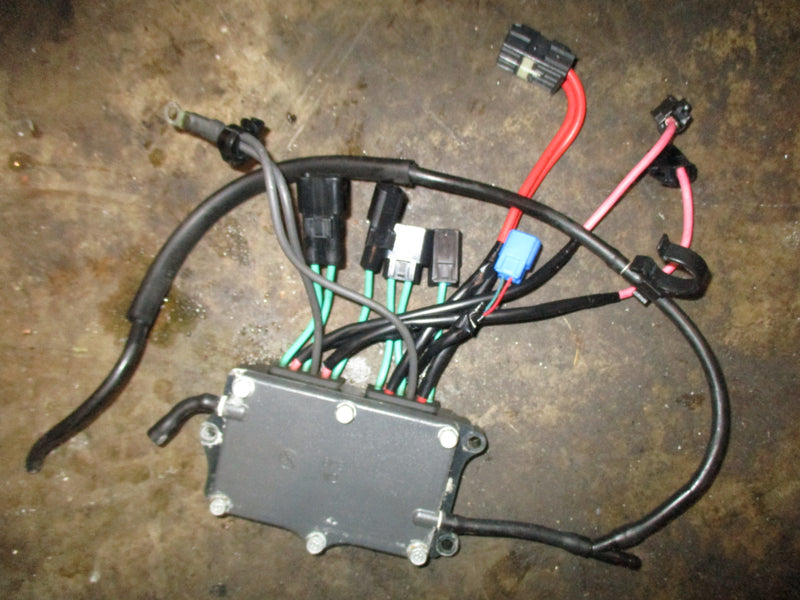 Yamaha 4.2L 300hp 4 stroke outboard rectifier regulator (6CE-81960-00-00)