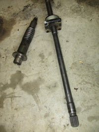 Load image into Gallery viewer, Evinrude ETEC 90-115hp outboard 20" drive / main shaft 338573
