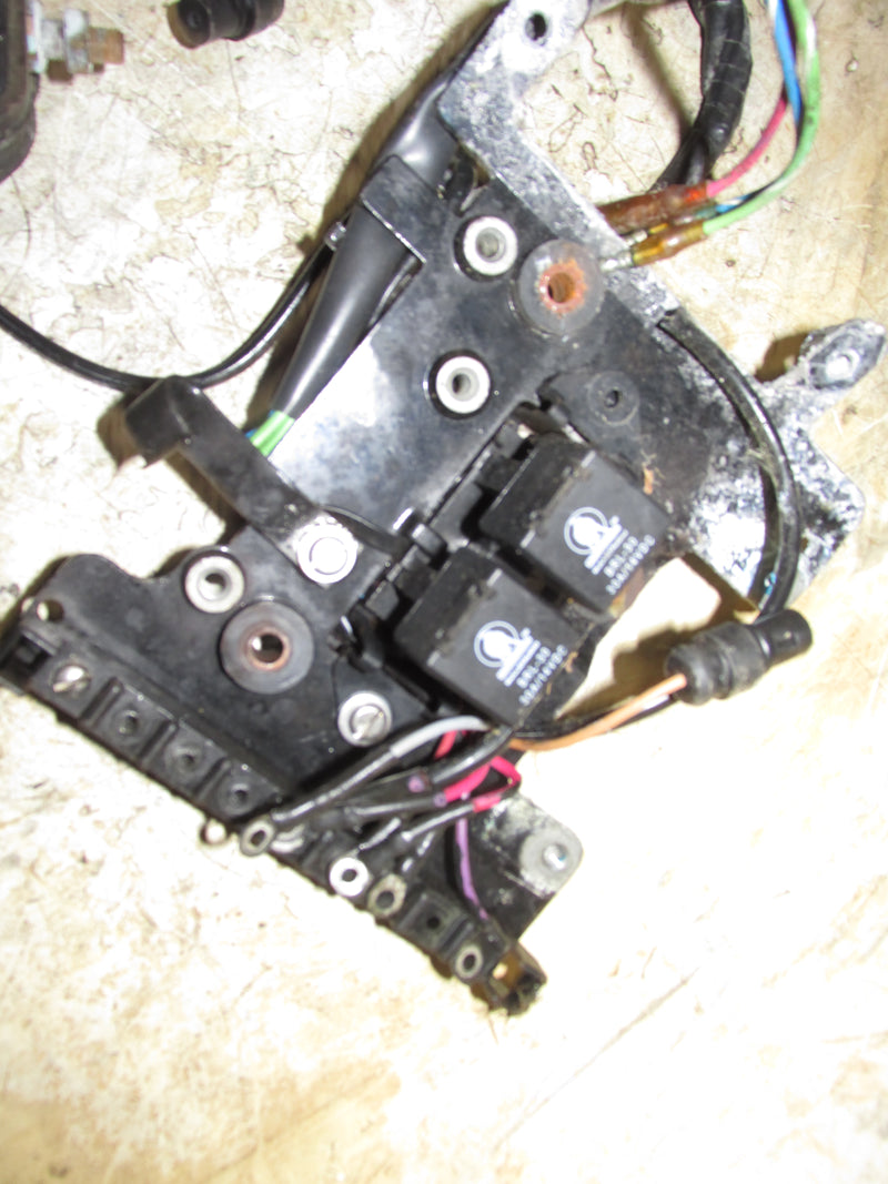 Evinrude 40hp 2 Stroke Outboard Engine Wiring Harness w/ Trim Relays (586020)