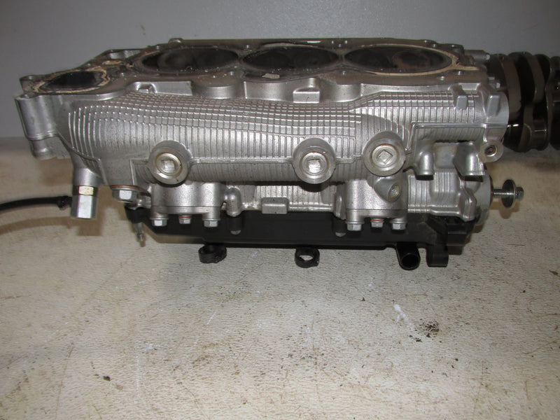 Yamaha 250hp VMAX SHO 4 Stroke Outboard Starboard Cylinder Head