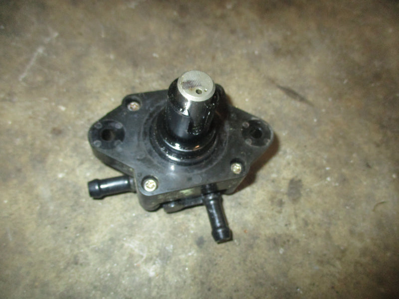 Suzuki DF140 140hp outboard fuel pump 15100-90J10