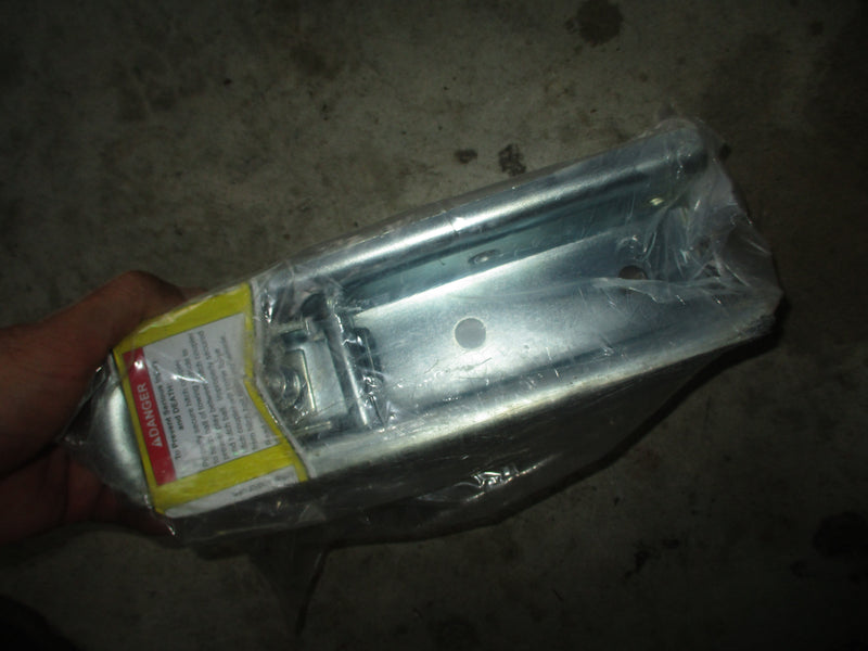 New 2" class hitch