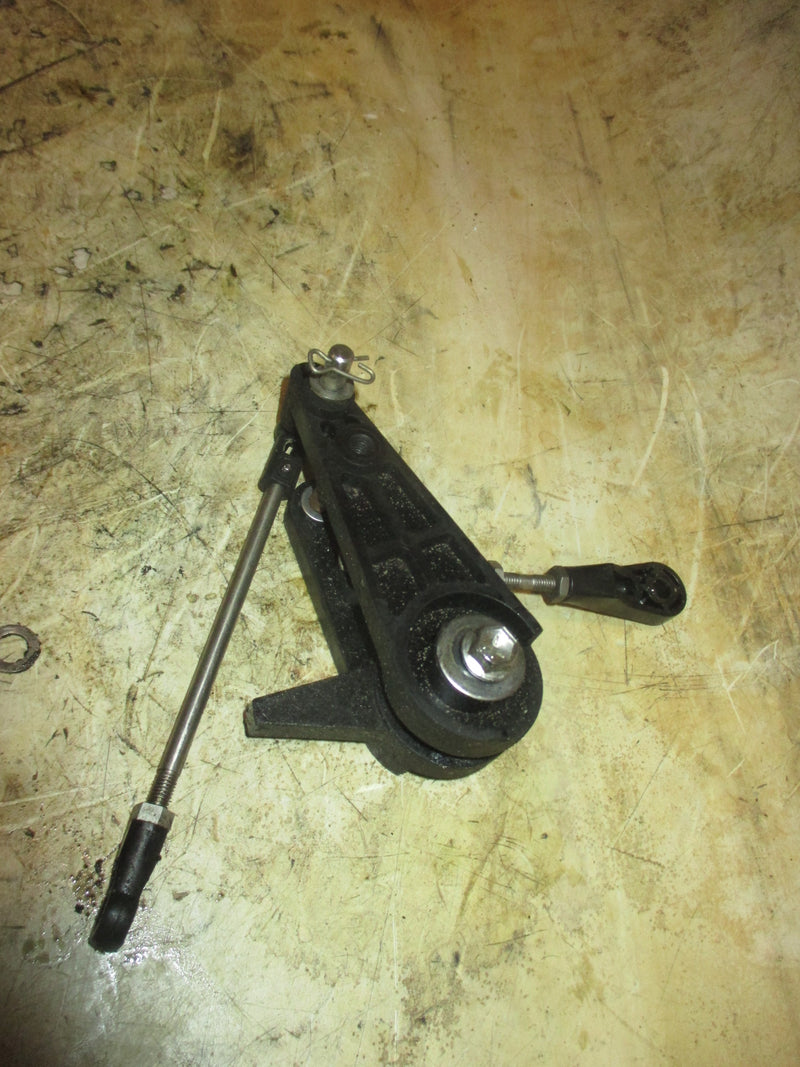 Suzuki DF60 60hp 4 stroke outboard Throttle Bracket (23210-99E10)