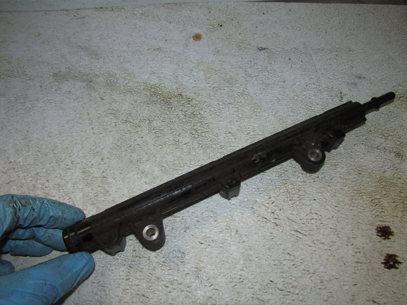 Yamaha 250hp VMAX SHO 4 Stroke Outboard Fuel Rail (6CB-13161-00-00)