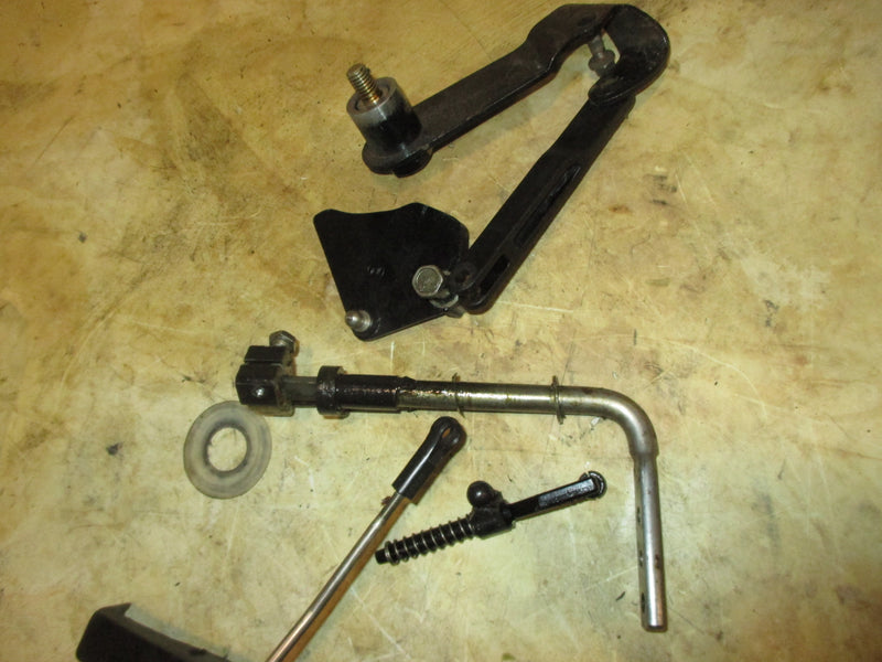 Johnson 70hp 2 stroke outboard throttle and shift bracket (319318)