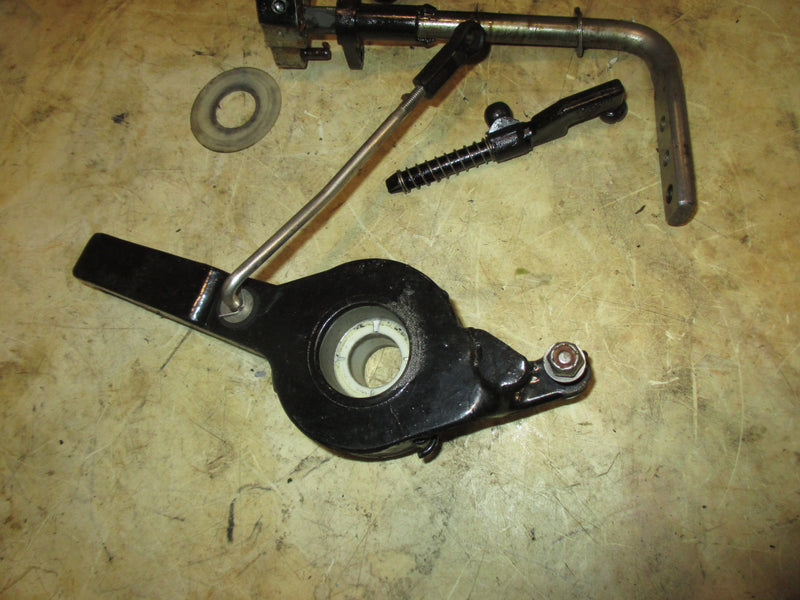 Johnson 70hp 2 stroke outboard throttle and shift bracket (319318)