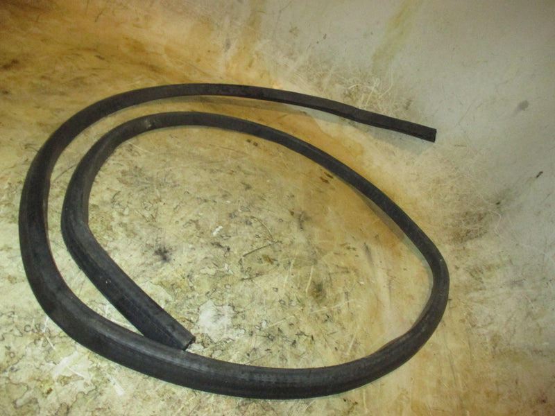 Mercury 3.0L 200hp 2 Stroke outboard Cowling Grommet