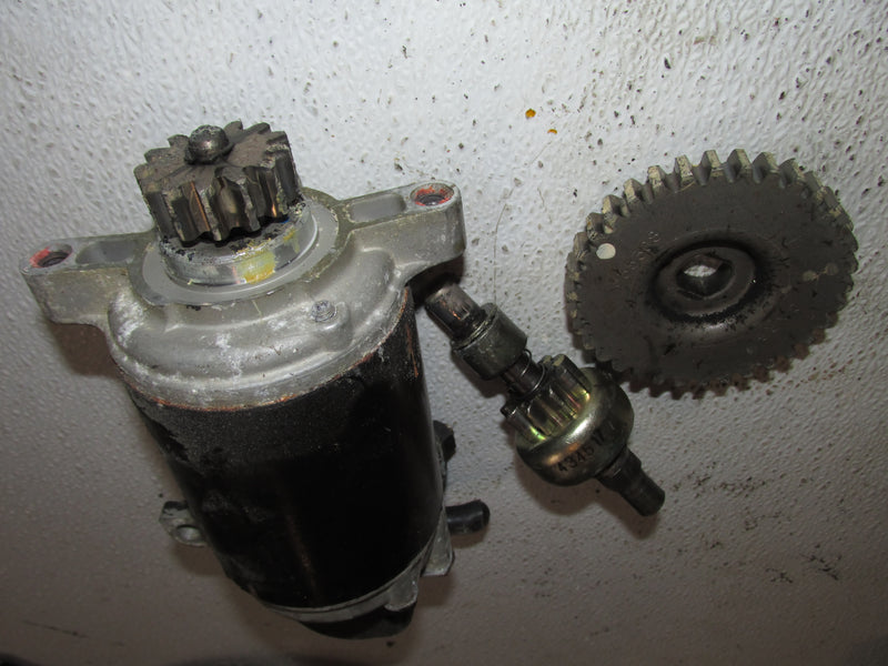 Johnson 90hp 60 Degree 2 Stroke Outboard Starter and Bendix (586284)
